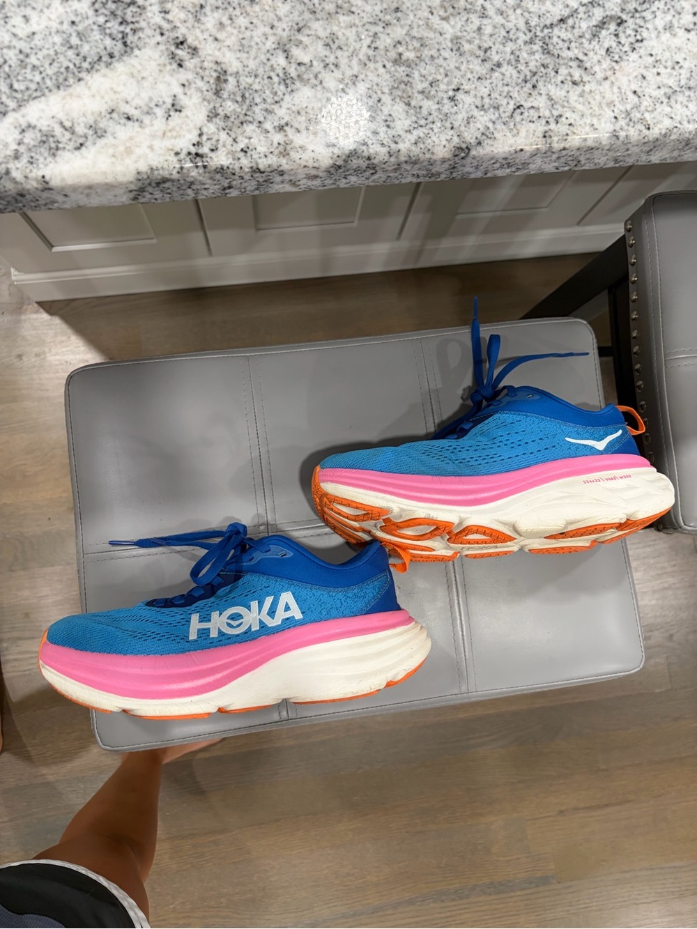 Hoka bondi 8